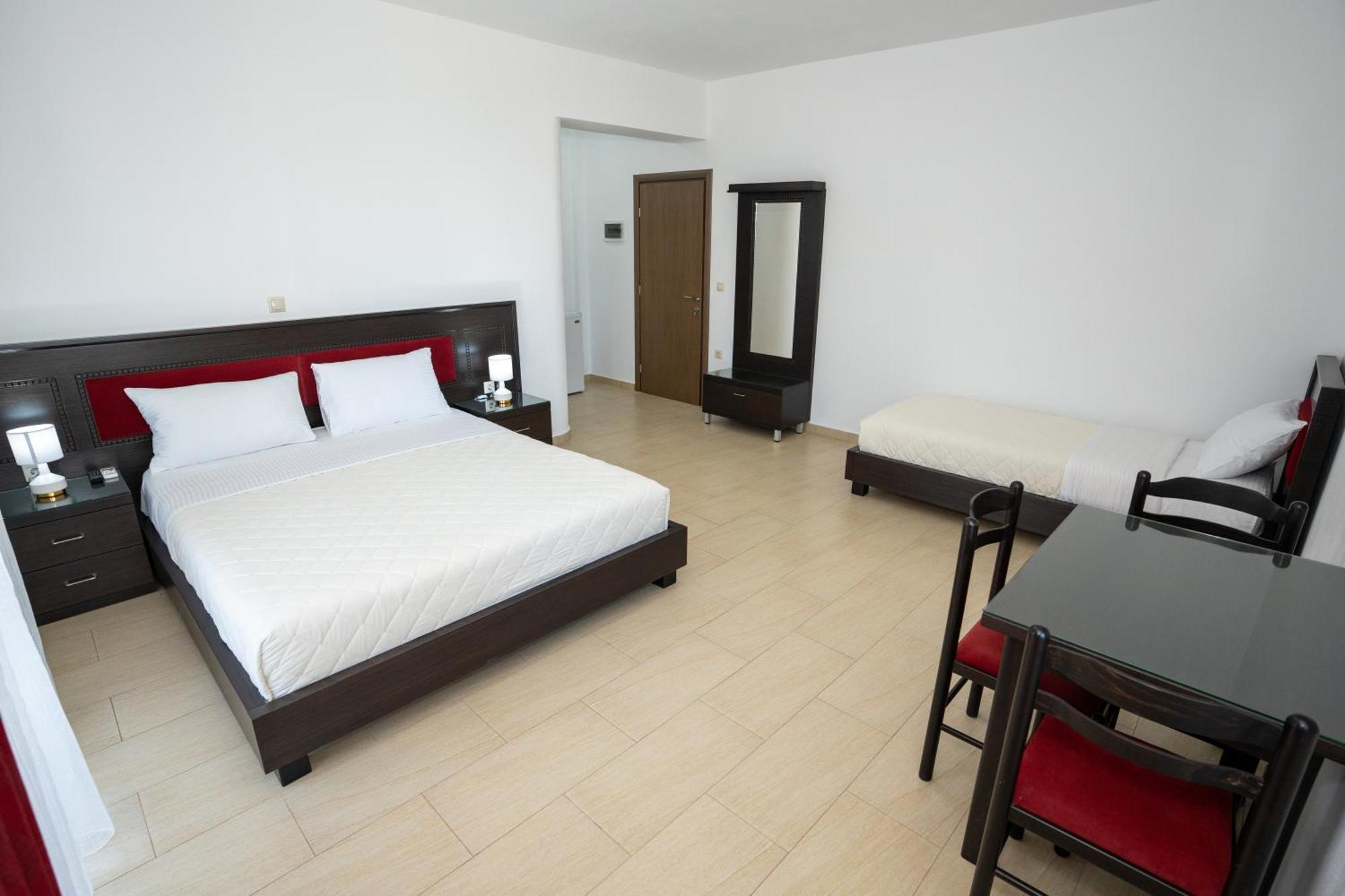 Kalasa Hotel Sarandë Exterior foto